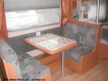 Hobby PRESTIGE 650 UMFE, 5 berth, (2008)