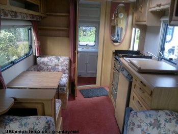 Bailey Pageant Champaigne, 4 berth, (2000)