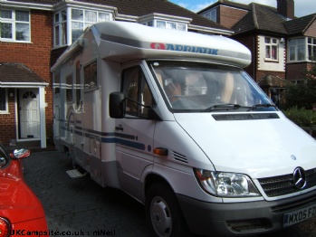 Adria Stargo 670SP on Mercedes 316CDI, 4 berth, (2005)