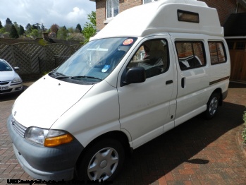 Toyota Hi Life GXS, 2 berth, (1999)