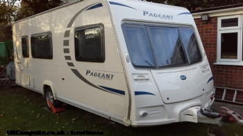 Bailey Magenta Champagne Series 7, 4 berth, (2008)