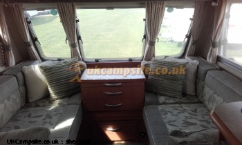 Bessacarr Cameo 645 GL, 4 berth, (2006)