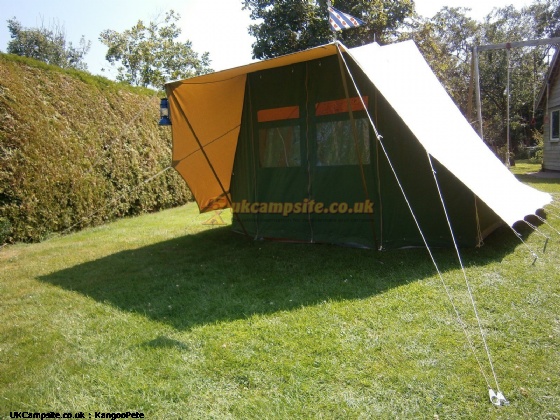 De Waard Zilvermeeuw Type 2, 4 berth, (2004)