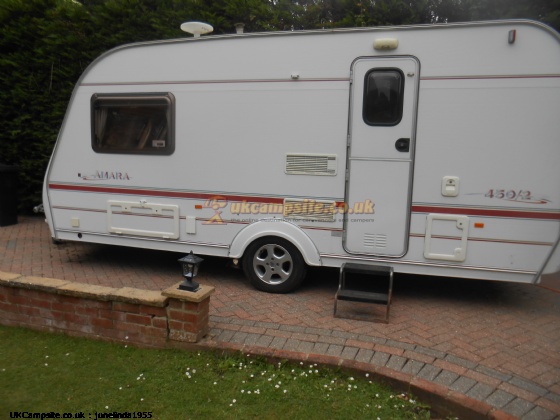 Coachman AMARA 450/2, 2 berth, (2003)