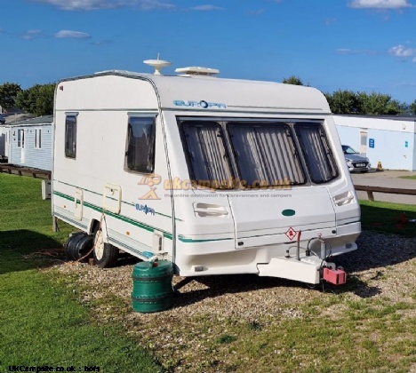 Sterling Europa 450L, 5 berth, (2000)