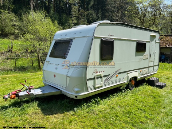 Geist Aktiv AK450, 4 berth, (2007)