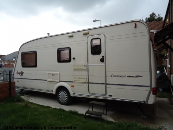 Bailey Pageant Champagne, 4 berth, (2002)