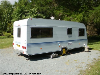 Adria Altea 542UK, 5 berth, (2008)