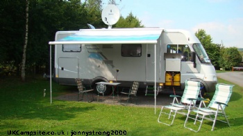 Hymer B Class B614, 4 berth, (2004)