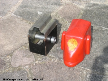 A Bulldog Minihitch caravan lock 