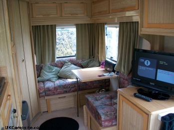 Elddis Crest, 4 berth, (1998)