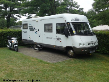 Hymer S700G, 4 berth, (1999)