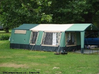 Cabanon Mistral, 7+ berth, (2004)