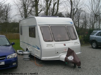 Fleetwood sonata serenade, 2 berth, (2002)