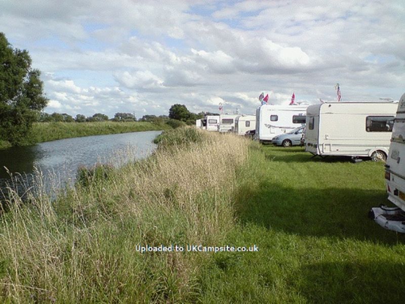 Haxey Quays Caravan & Camping