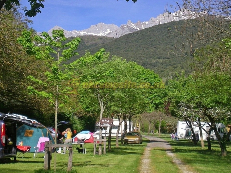 Camping La Isla Picos De Europa