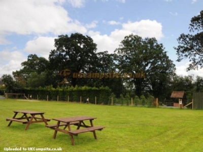 Brickwalls Barn Campsite