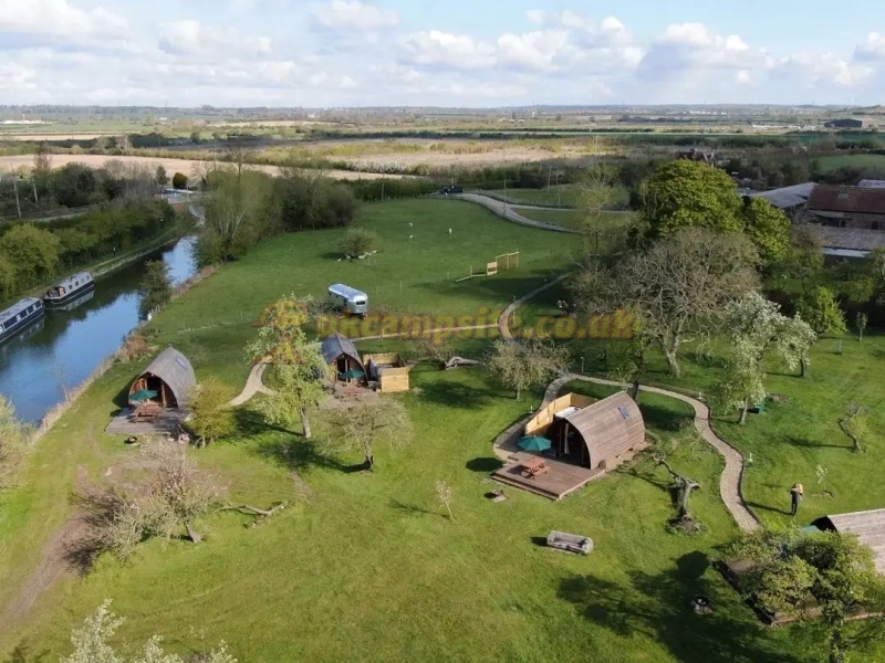 Hill Farm Orchard Glamping