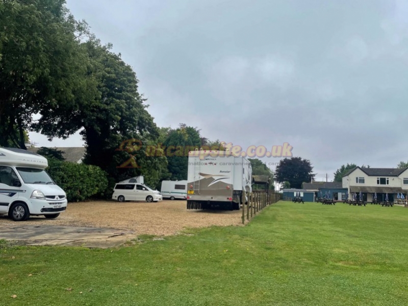 The Crown Inn Motorhome Stopover