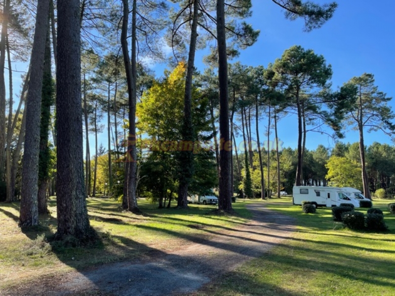 Camping Parc Du Val De L Eyre