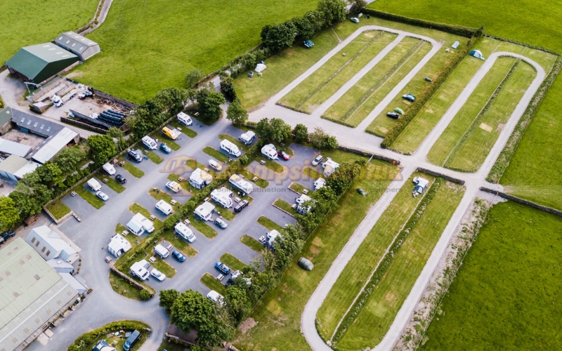 Burns Farm Caravanning Camping And Glamping