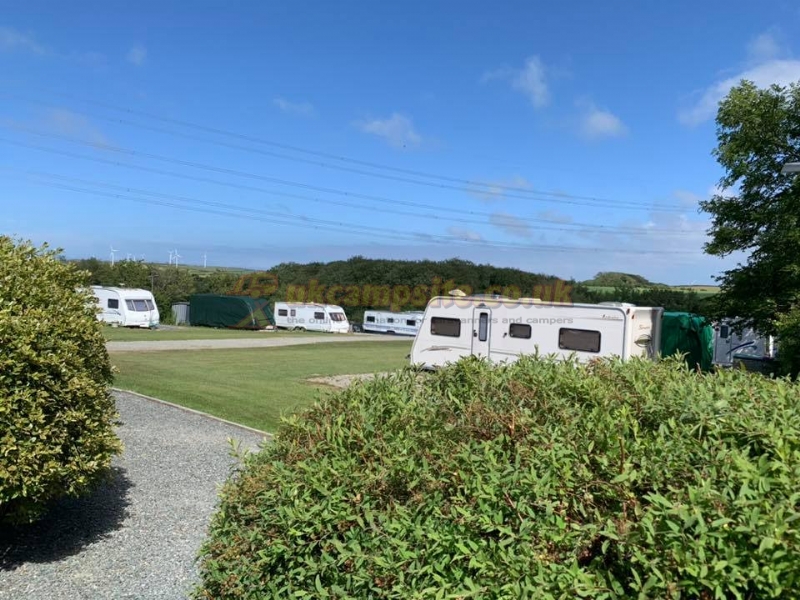 Coed Cottages Campsite