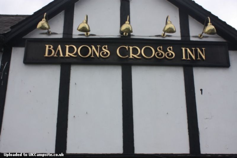 Barons Cross Inn And Campsite